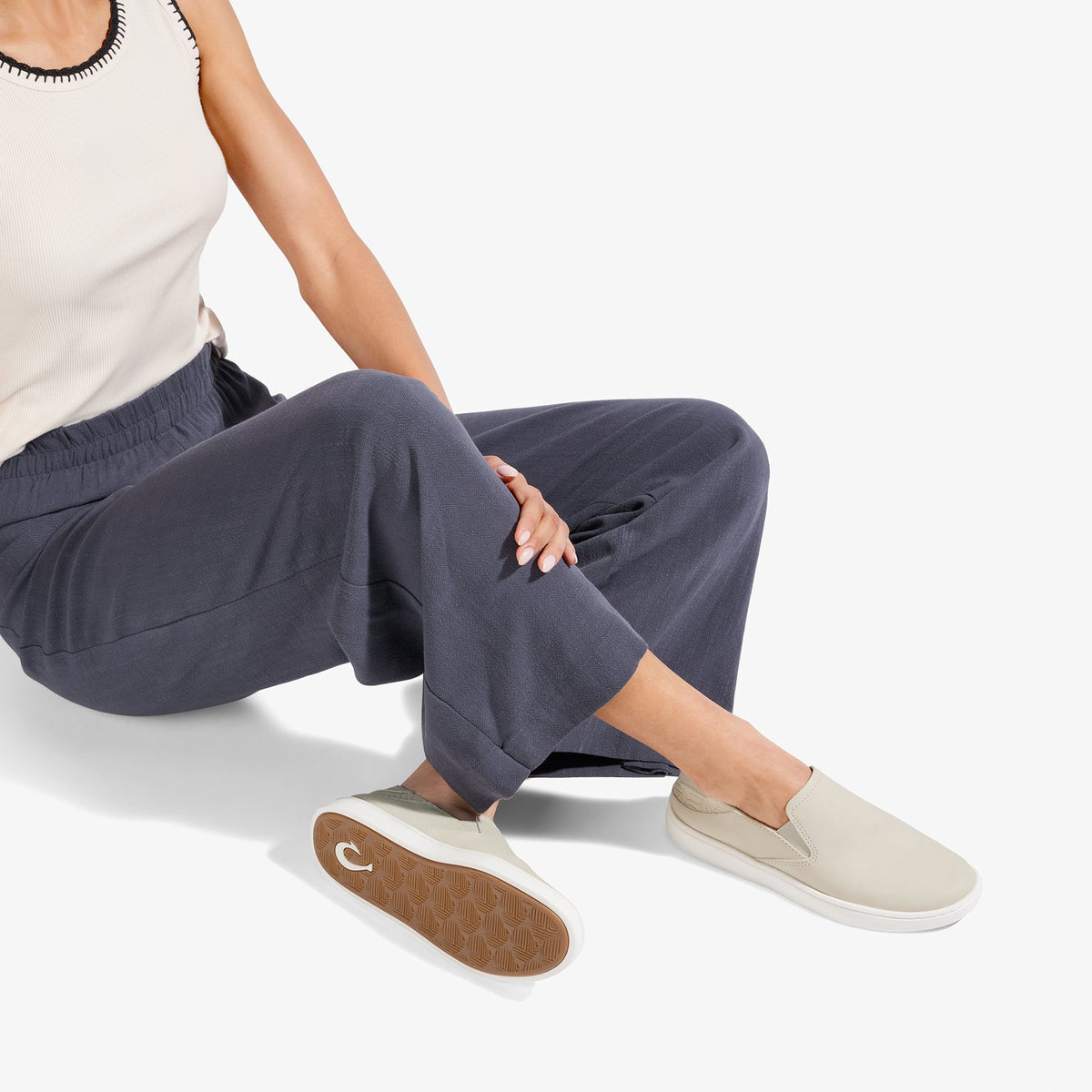 Women|New Arrivals OluKai Pehuea Leather - Tapa / Ecru