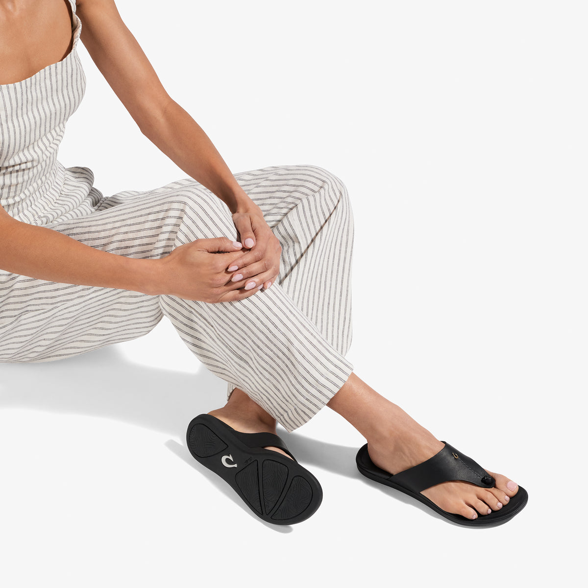 Women|New Arrivals OluKai Hoʻopio Mele - Black / Black
