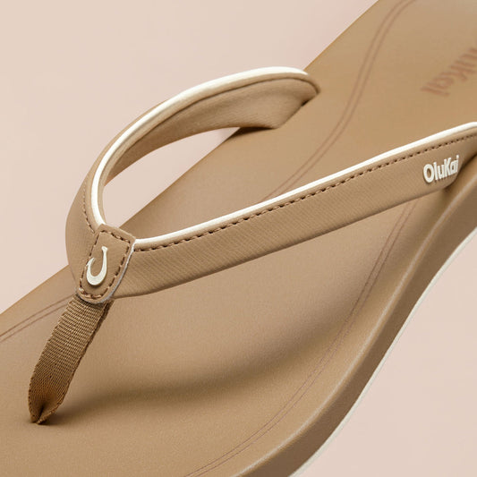 Women OluKai ‘Uiki Women’s Everyday Beach Sandals - Warm Sand